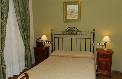 Plaza De Toros Hotel